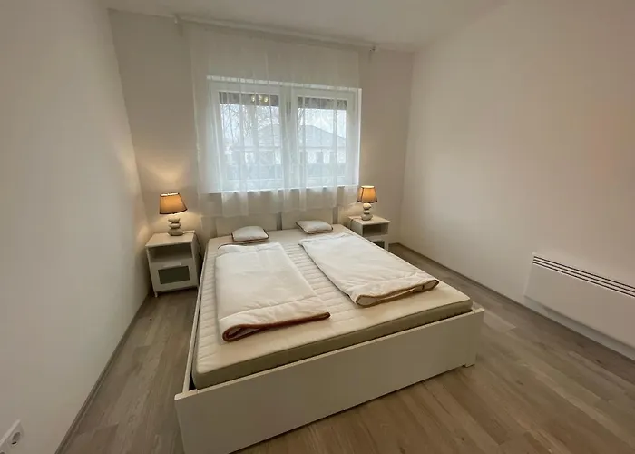 Sorrento Deluxe - Jacuzzi Siófok