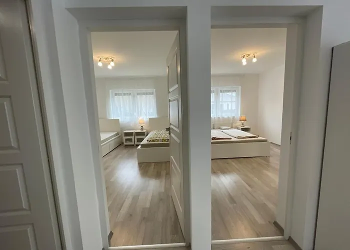 Villa Sorrento Deluxe - Jacuzzi Siófok